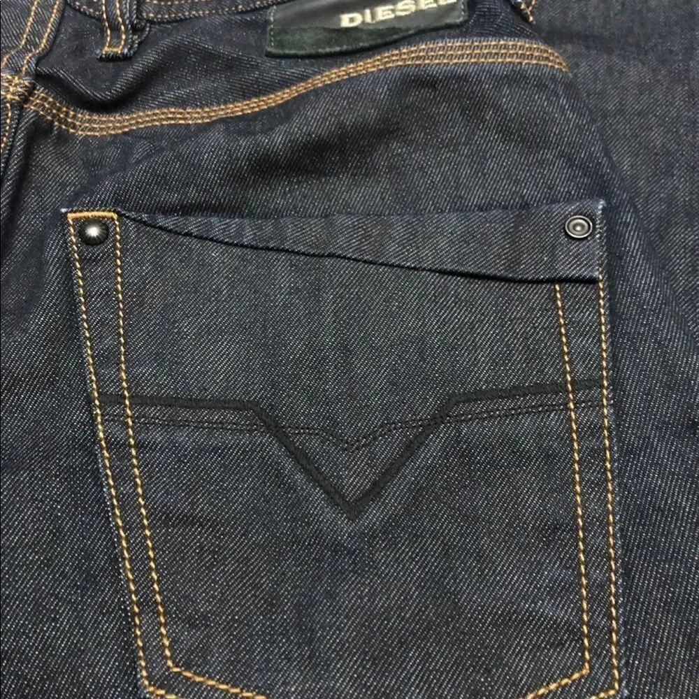 Diesel Italy krooley men’s regular slim carrot jeans size 26X30